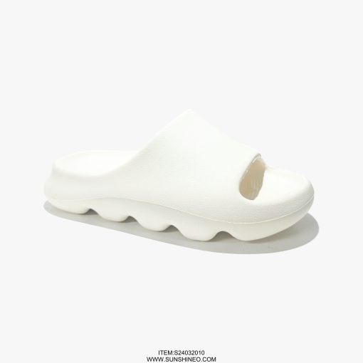 S24032010 clog sandals