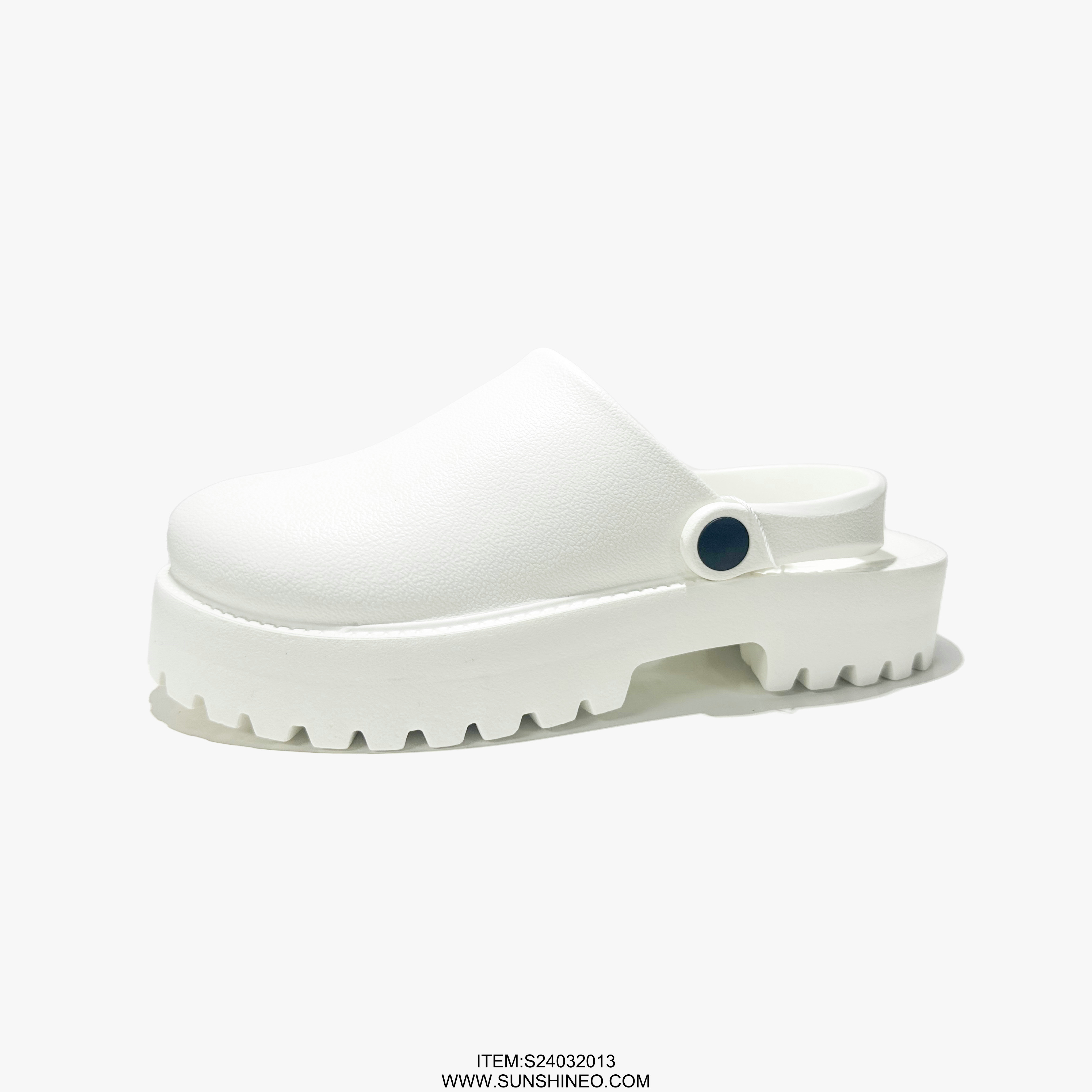S24032013 clog sandals